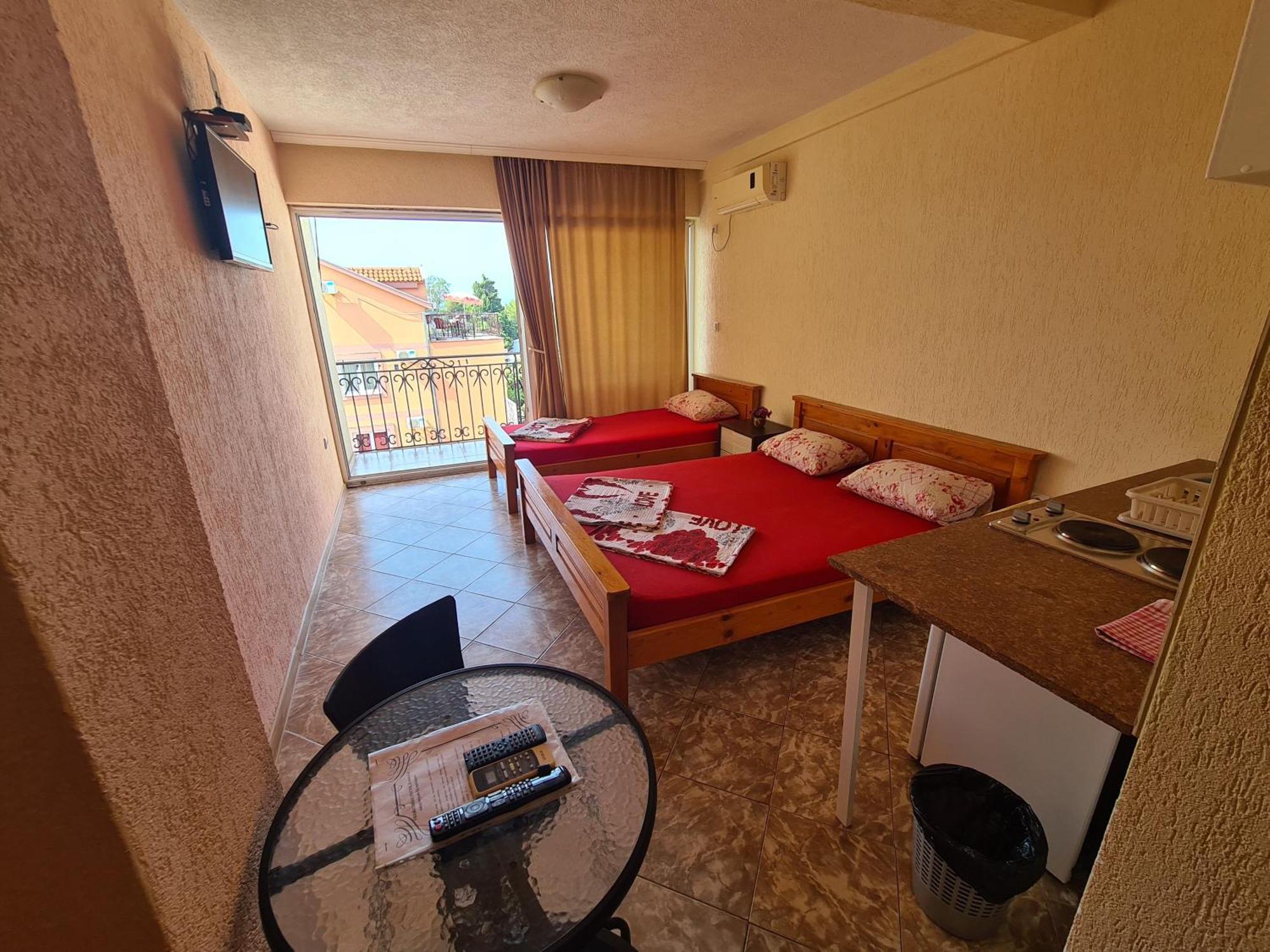 Apartments Bulatovic บาร์ ห้อง รูปภาพ