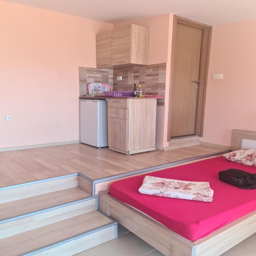 Apartments Bulatovic บาร์ ห้อง รูปภาพ