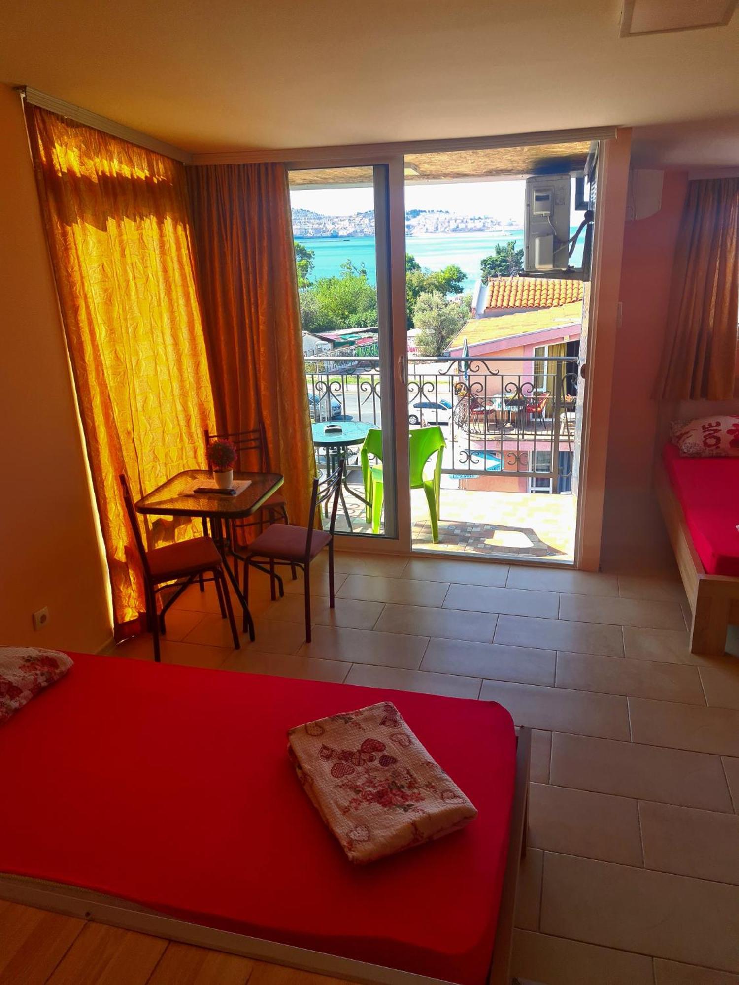 Apartments Bulatovic บาร์ ห้อง รูปภาพ