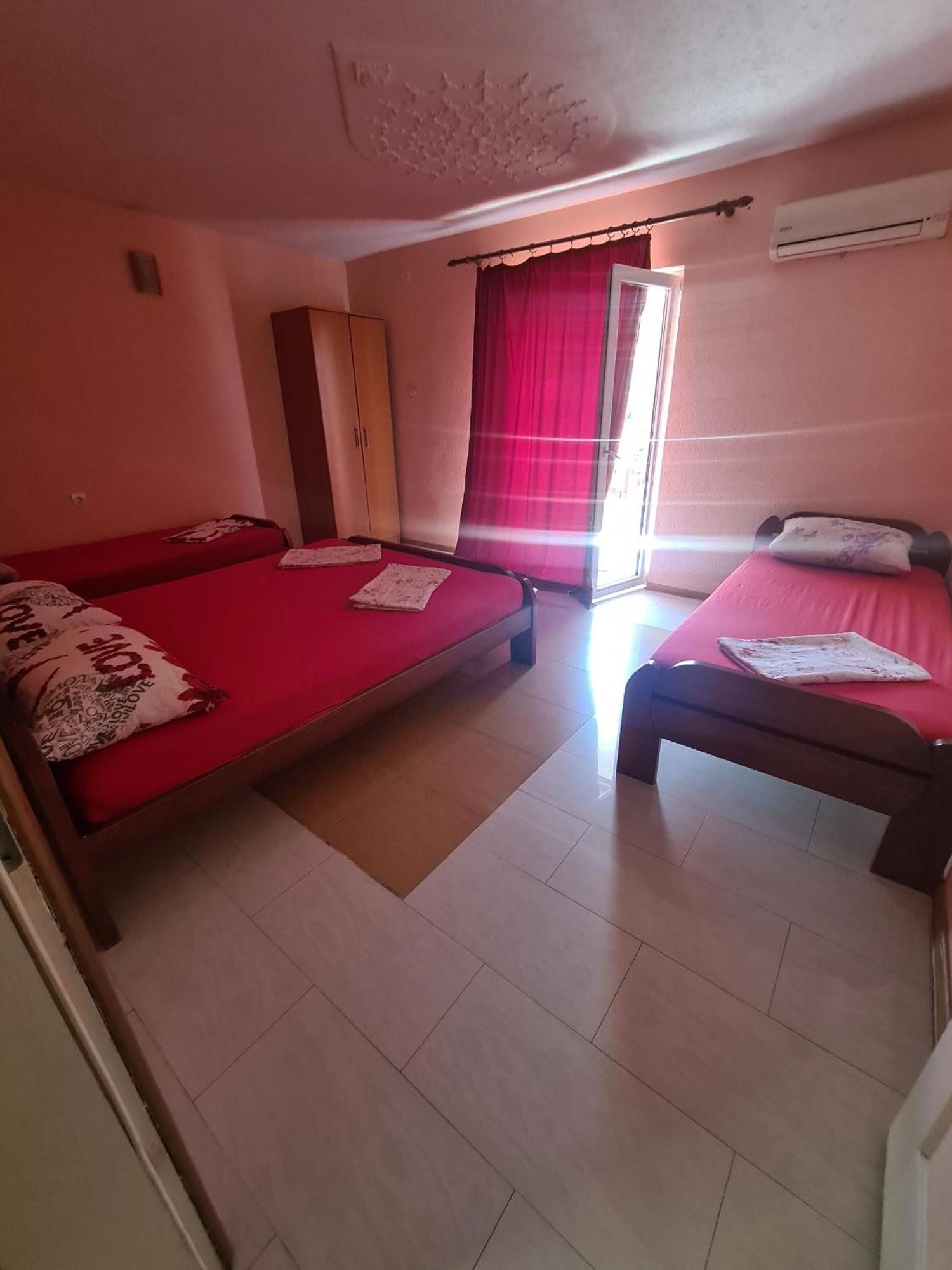 Apartments Bulatovic บาร์ ห้อง รูปภาพ
