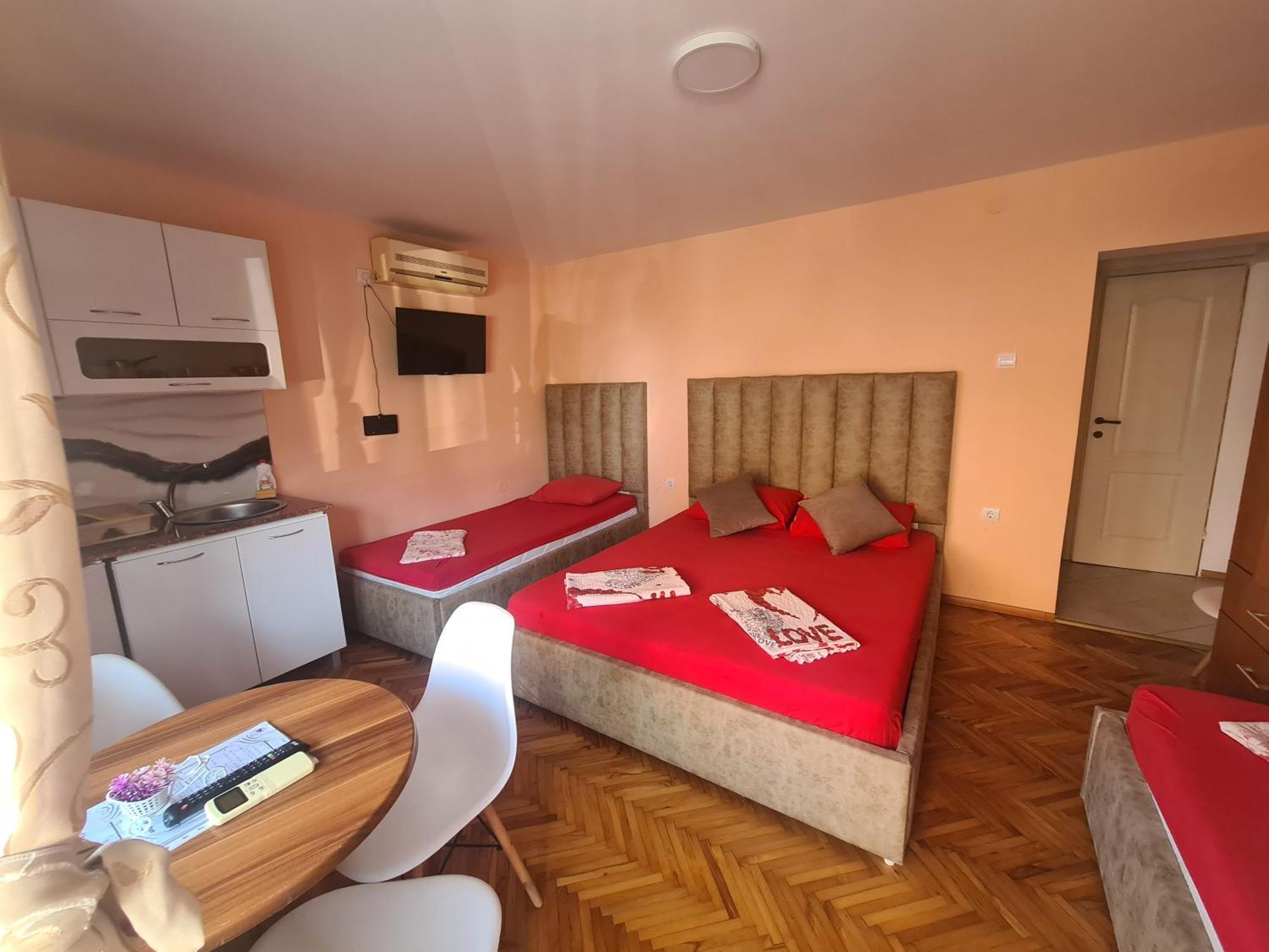 Apartments Bulatovic บาร์ ห้อง รูปภาพ