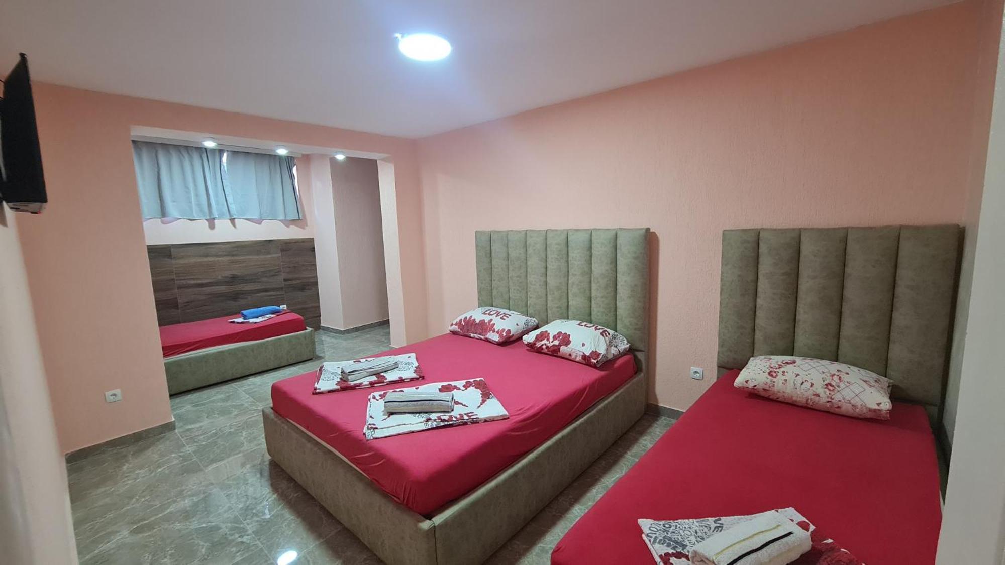Apartments Bulatovic บาร์ ภายนอก รูปภาพ